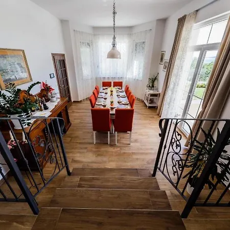 Villa Luxurious Haven With Pool And Mediterranean Garden Kastel Novi